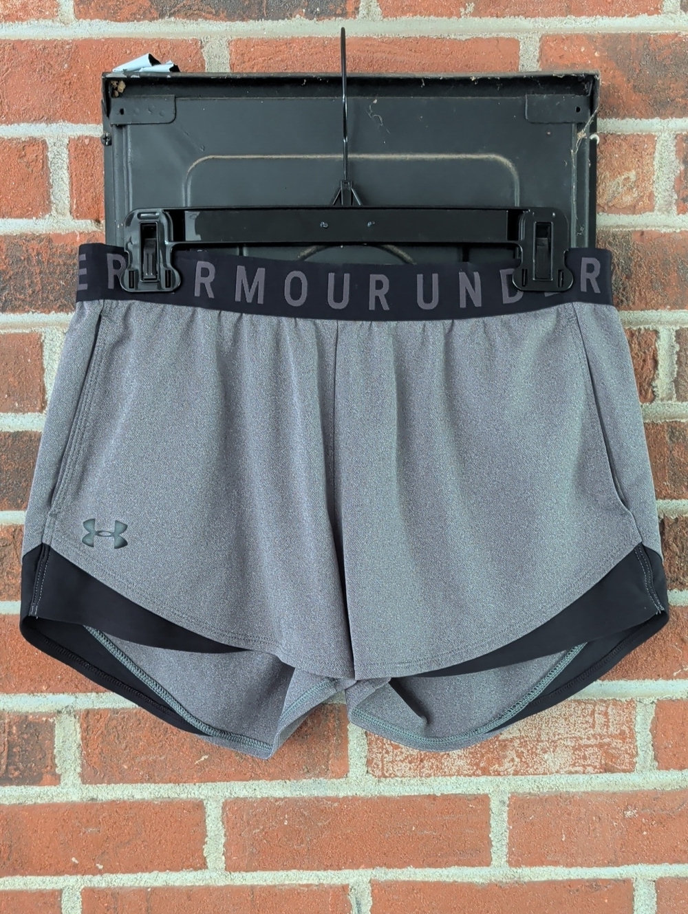 Under Armour Women’s Grey Athletic Faux Layered Shorts Size S